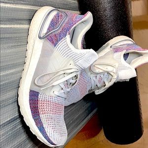 Adidas UltraBoost 19